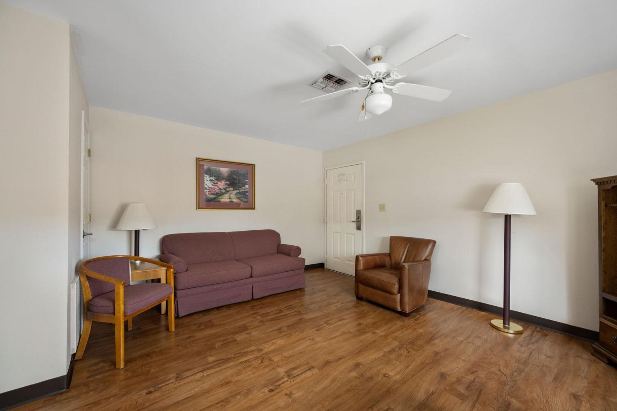Affordable Suites Conover / Hickory ภายนอก รูปภาพ