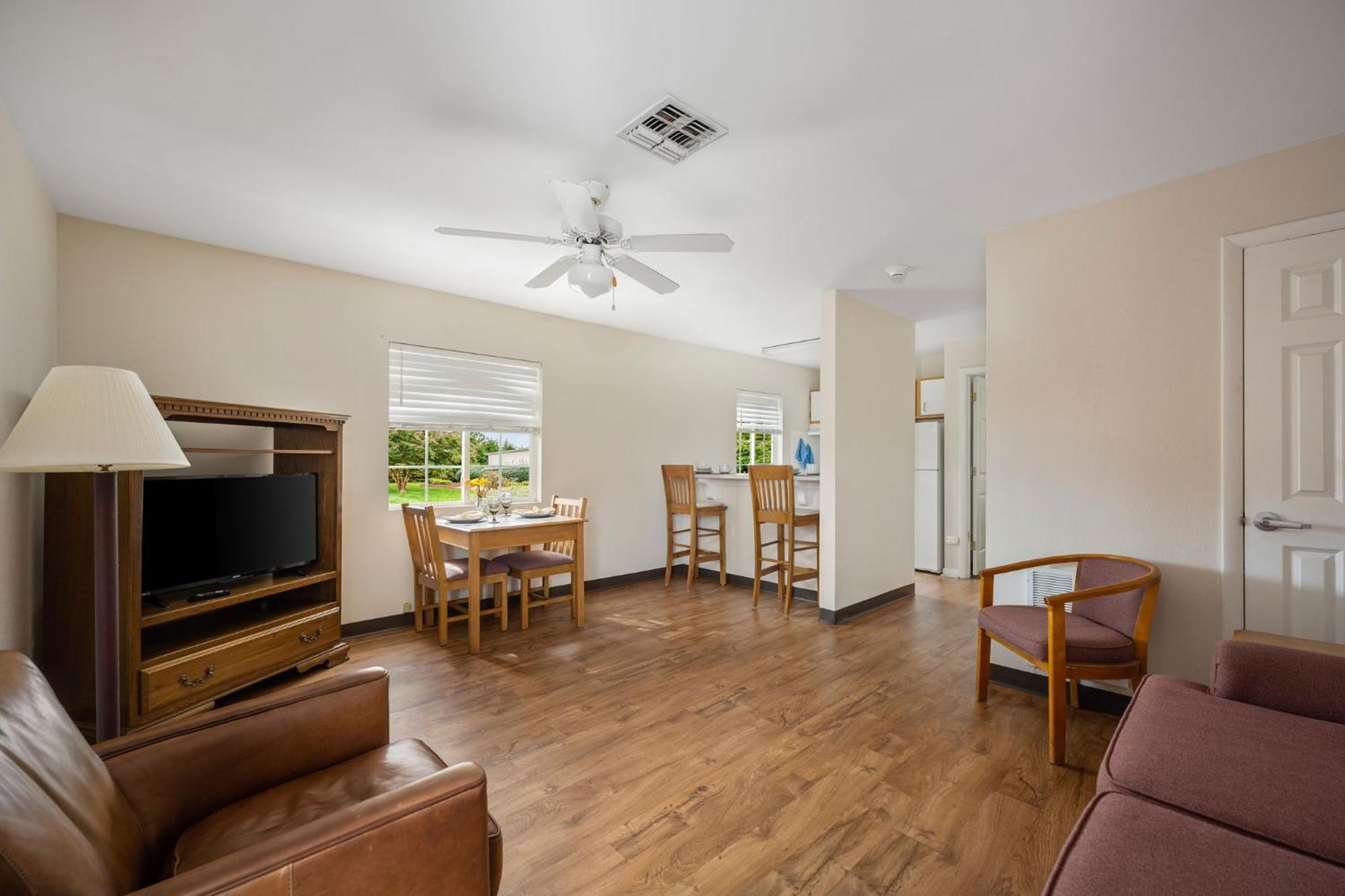Affordable Suites Conover / Hickory ภายนอก รูปภาพ